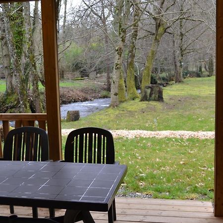 Chalets Au Bord De L'Eau Caudebronde Dış mekan fotoğraf